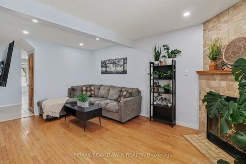 Photo 4 at 3 - 443 Canotia Place, Fallingbrook/Pineridge, Orleans