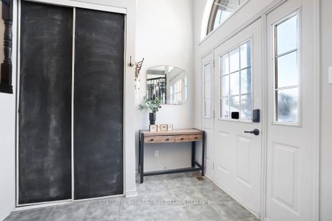 Photo 4 at 37 Boulder Way, Nepean (Longfields), Ottawa