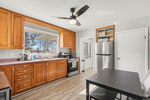 Photo 7 at 528 Keatley Road, Kinburn, Carp