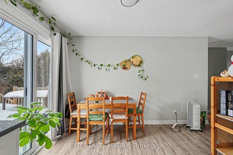 Photo 13 at 91 Sheldrake Drive, Glencairn/Hazeldean, Kanata