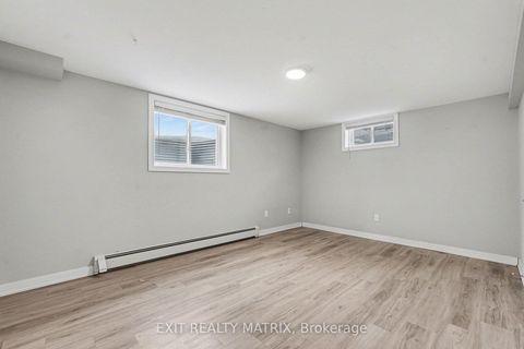 Photo 24 at 91 Sheldrake Drive, Glencairn/Hazeldean, Kanata