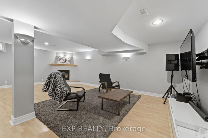 Photo 37 at 16 North Harrow Drive, Nepean (Longfields), Ottawa