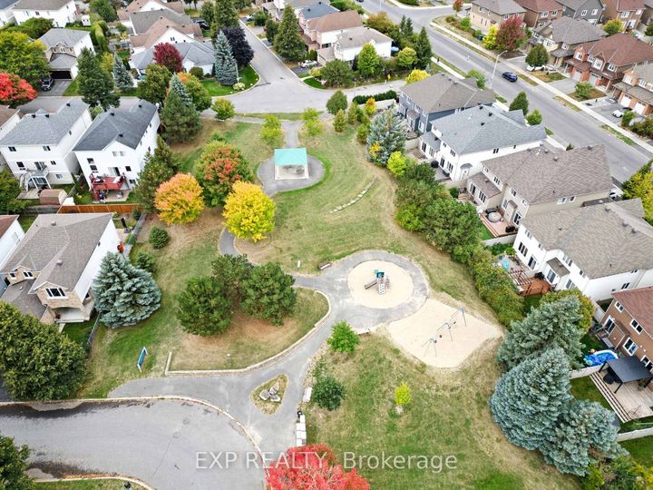 Photo 44 at 16 North Harrow Drive, Nepean (Longfields), Ottawa