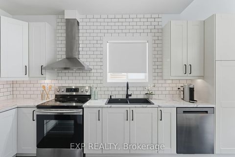 Photo 15 at 16 North Harrow Drive, Nepean (Longfields), Ottawa