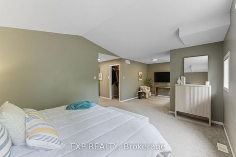 Photo 27 at 16 North Harrow Drive, Nepean (Longfields), Ottawa