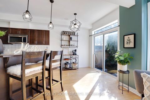 Photo 15 at 62 Evelyn Powers Private N, Stittsville (South), Stittsville