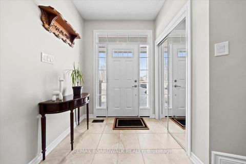 Photo 2 at 130 Pinelock Street, Emerald Meadows/Trailwest, Kanata