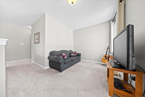 Photo 25 at 130 Pinelock Street, Emerald Meadows/Trailwest, Kanata
