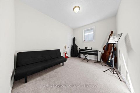 Photo 32 at 130 Pinelock Street, Emerald Meadows/Trailwest, Kanata