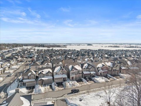 Photo 39 at 130 Pinelock Street, Emerald Meadows/Trailwest, Kanata