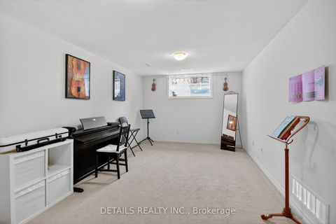 Photo 31 at 124 Overberg Way, Emerald Meadows/Trailwest, Kanata