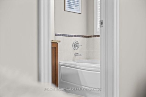 Photo 43 at 265 Parkrose Private, Chatelaine Village, Orleans