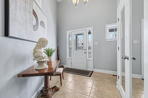 Photo 3 at 15 Marsh Sparrow Private, Morgan's Grant/South March, Kanata