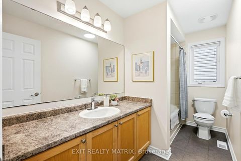 Photo 14 at 194 Flowing Creek Circle, Emerald Meadows/Trailwest, Kanata