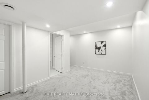 Photo 20 at 194 Flowing Creek Circle, Emerald Meadows/Trailwest, Kanata