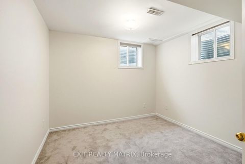 Photo 23 at 194 Flowing Creek Circle, Emerald Meadows/Trailwest, Kanata