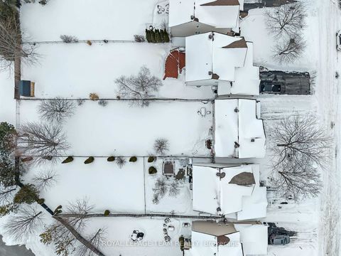 Photo 22 at 5 Sundew Court W, Stittsville (North), Stittsville