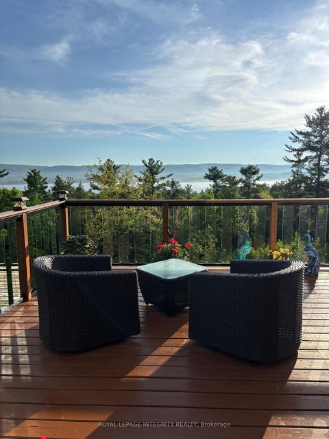 Photo 1 at 3052 Stoneridge Road, Dunrobin Shores, Constance Bay