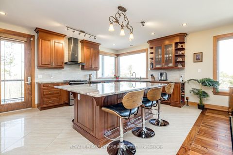 Photo 13 at 3052 Stoneridge Road, Dunrobin Shores, Constance Bay