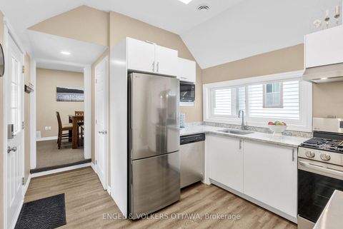 Photo 7 at 3698 Carp Road, CARP, Carp