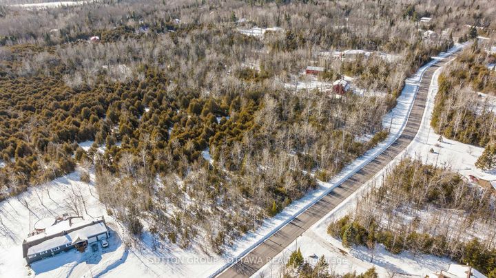 Photo 28 at 7590 Settlers Way, Nepean (Rideau Twp S of Reg Rd 6 W of Mccordick Rd.), Ottawa