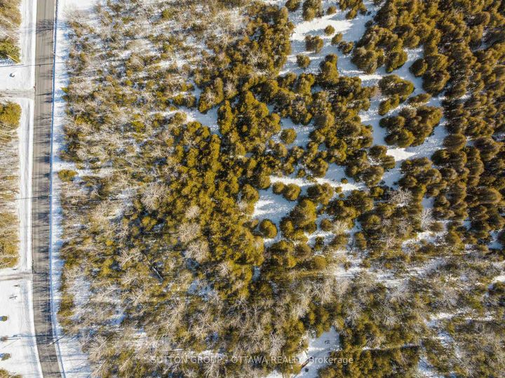 Photo 30 at 7590 Settlers Way, Nepean (Rideau Twp S of Reg Rd 6 W of Mccordick Rd.), Ottawa