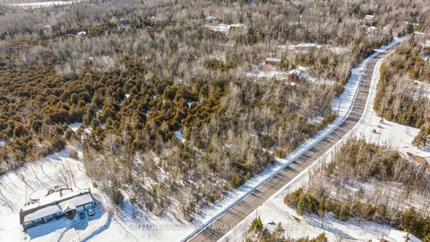 Photo 28 at 7590 Settlers Way, Nepean (Rideau Twp S of Reg Rd 6 W of Mccordick Rd.), Ottawa