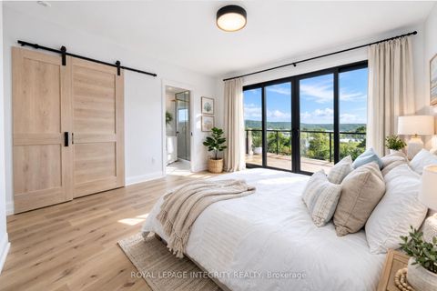 Photo 3 at 31 Whittlers Cove Lane, Rideau Lakes (North Crosby) Twp, Rideau Lakes