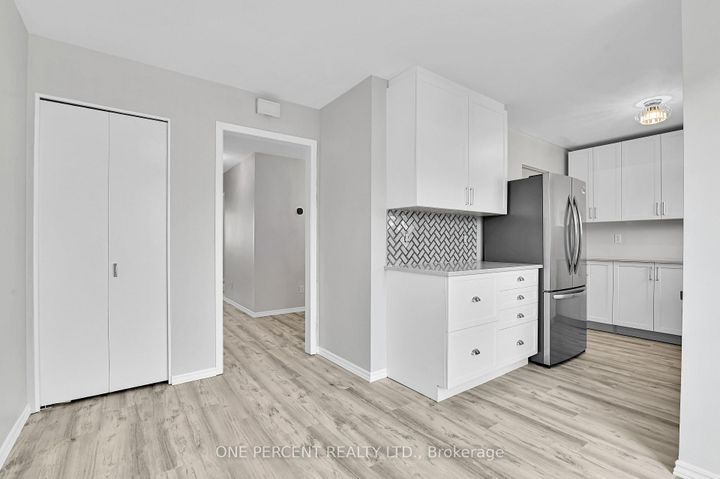 Photo 12 at 1511 Fisher Avenue, Nepean (Carleton Square), Ottawa