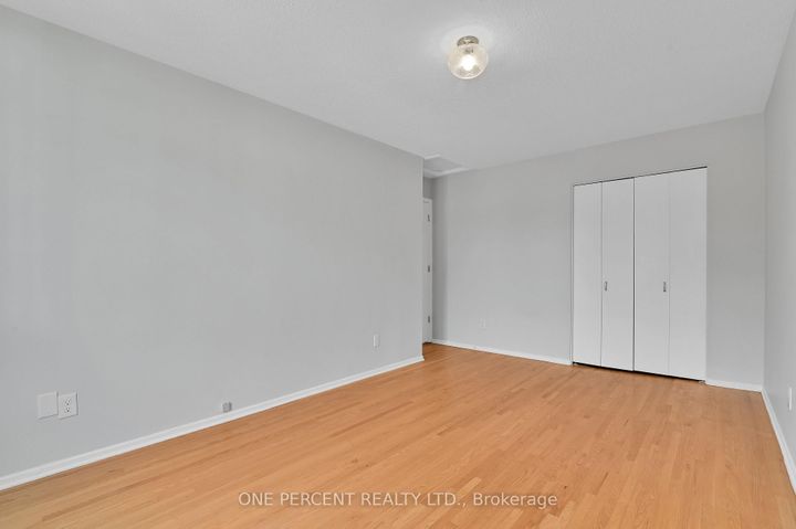 Photo 18 at 1511 Fisher Avenue, Nepean (Carleton Square), Ottawa