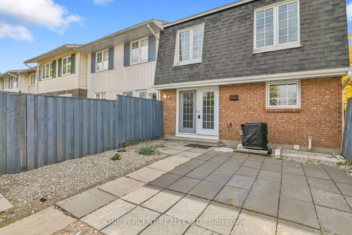 Photo 33 at 1511 Fisher Avenue, Nepean (Carleton Square), Ottawa