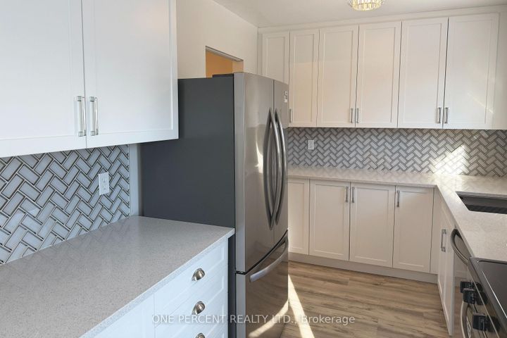 Photo 34 at 1511 Fisher Avenue, Nepean (Carleton Square), Ottawa