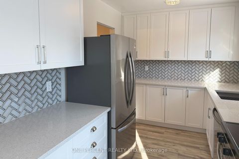 Photo 34 at 1511 Fisher Avenue, Nepean (Carleton Square), Ottawa