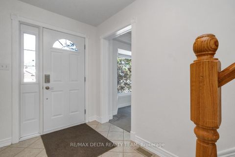 Photo 6 at 798 Lalande Terrace, Fallingbrook/Ridgemount, Orleans