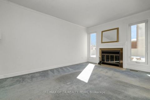 Photo 10 at 798 Lalande Terrace, Fallingbrook/Ridgemount, Orleans