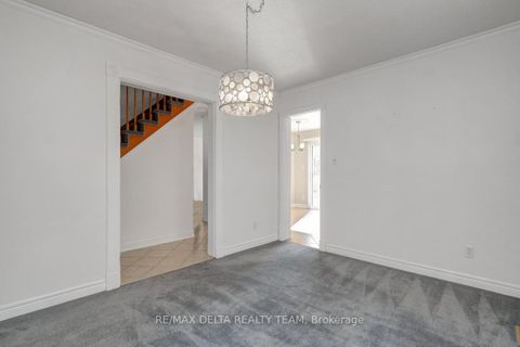 Photo 19 at 798 Lalande Terrace, Fallingbrook/Ridgemount, Orleans