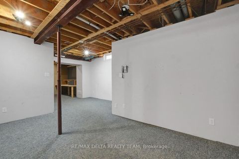 Photo 31 at 798 Lalande Terrace, Fallingbrook/Ridgemount, Orleans