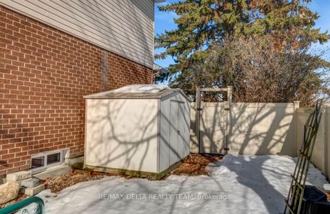 Photo 41 at 798 Lalande Terrace, Fallingbrook/Ridgemount, Orleans