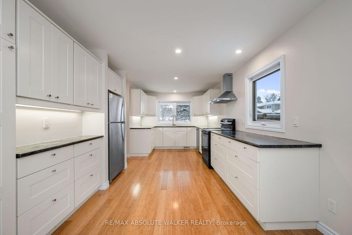 Photo 10 at 1 Stradwick Avenue, Nepean (Cedargrove/Fraserdale), Ottawa