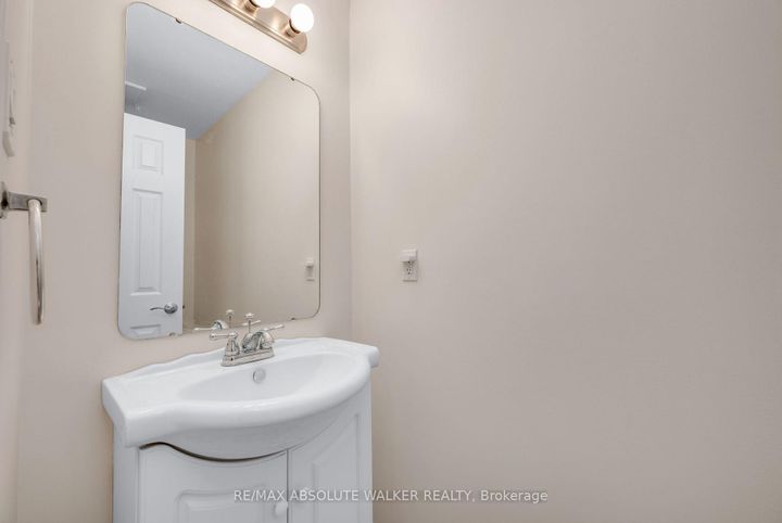 Photo 16 at 1 Stradwick Avenue, Nepean (Cedargrove/Fraserdale), Ottawa