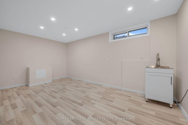 Photo 33 at 1 Stradwick Avenue, Nepean (Cedargrove/Fraserdale), Ottawa