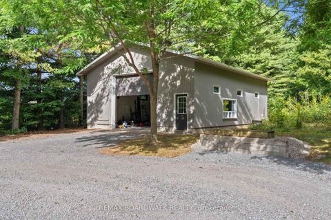 Photo 38 at 5984 Third Line Road N, Nepean (Rideau Twp W of Hwy 16 North of Reg Rd 6), Ottawa