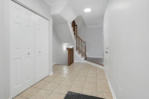 Photo 5 at 209 Rolling Meadow Crescent, Mer Bleue/Bradley Estates/Anderson Park, Orleans