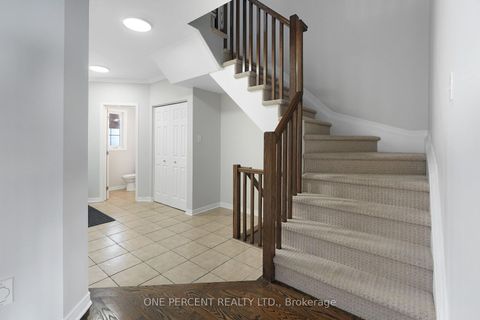 Photo 6 at 209 Rolling Meadow Crescent, Mer Bleue/Bradley Estates/Anderson Park, Orleans