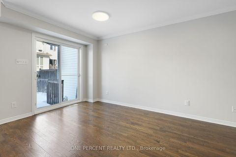 Photo 9 at 209 Rolling Meadow Crescent, Mer Bleue/Bradley Estates/Anderson Park, Orleans