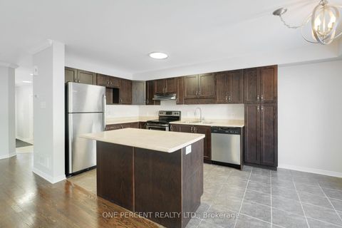 Photo 11 at 209 Rolling Meadow Crescent, Mer Bleue/Bradley Estates/Anderson Park, Orleans