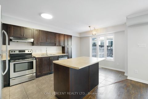 Photo 15 at 209 Rolling Meadow Crescent, Mer Bleue/Bradley Estates/Anderson Park, Orleans