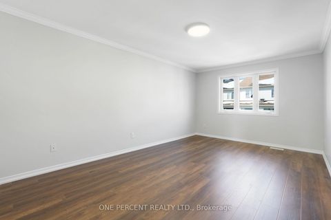 Photo 18 at 209 Rolling Meadow Crescent, Mer Bleue/Bradley Estates/Anderson Park, Orleans