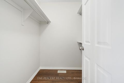 Photo 22 at 209 Rolling Meadow Crescent, Mer Bleue/Bradley Estates/Anderson Park, Orleans