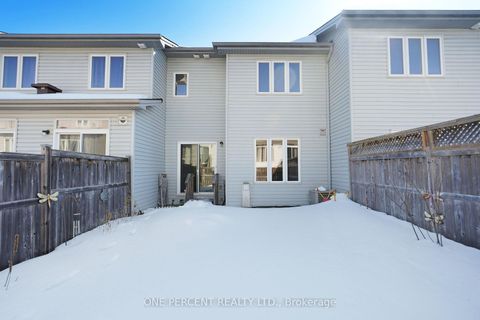 Photo 33 at 209 Rolling Meadow Crescent, Mer Bleue/Bradley Estates/Anderson Park, Orleans